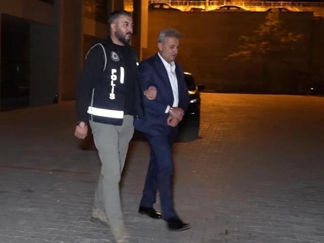 AK Partili Belediye Başkanı tutuklandı