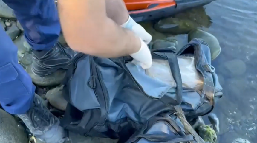 Yerlikaya duyurdu! Deniz scooterinde ele geçirildi... Tam 114 kilo