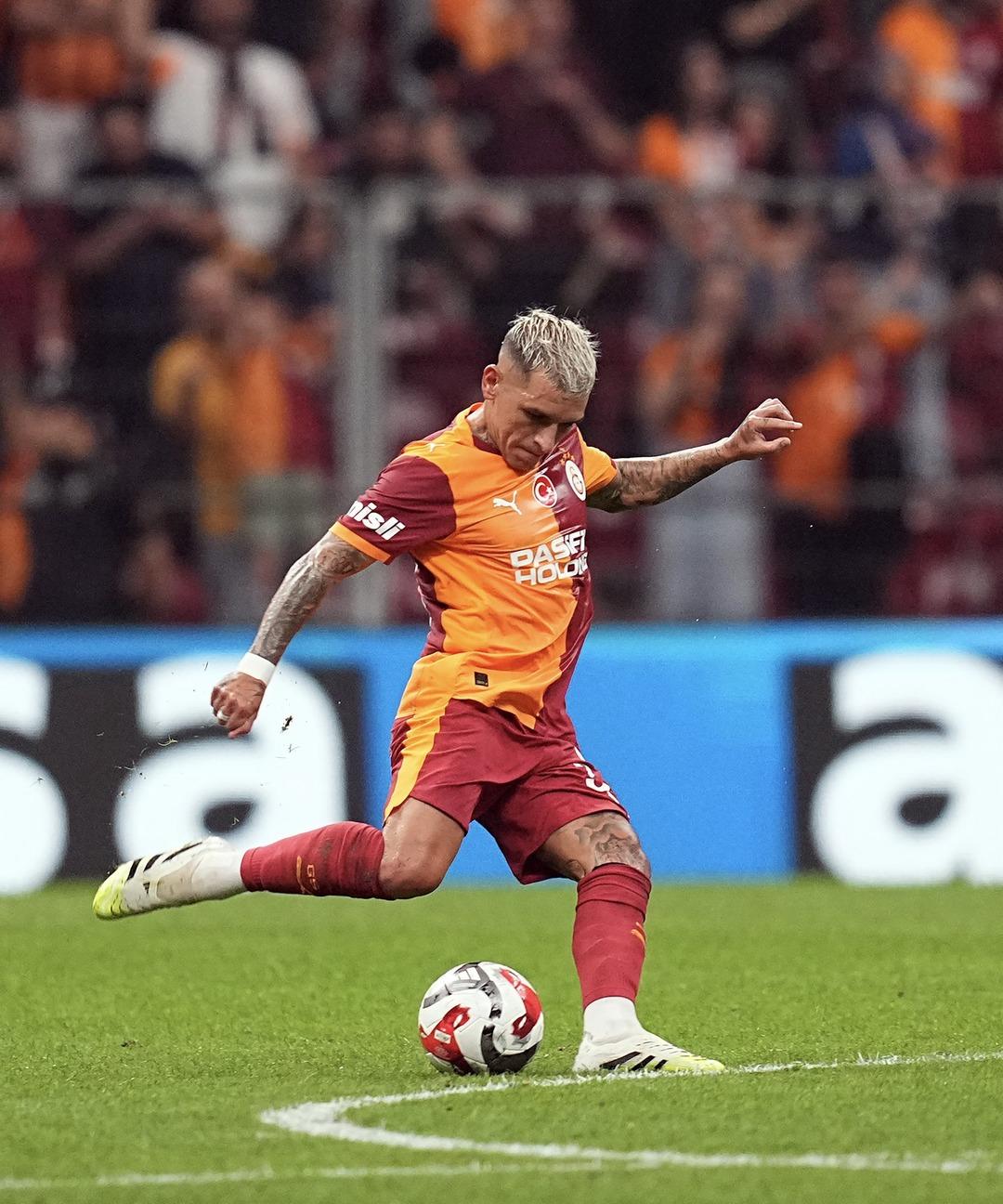 Galatasaray Konyaspor u rahat geçti! Takımına skor katkısı veren Lucas Torreira nın gole sevinmeme sebebi ortaya çıktı... 3