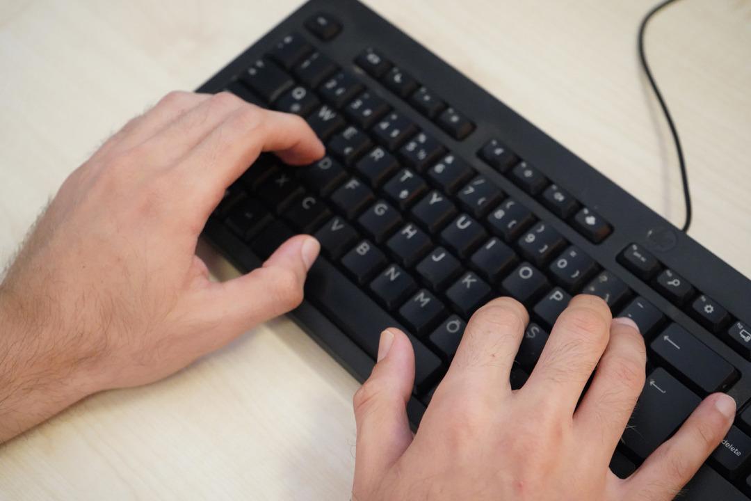 Yeni risk:  Ödev karaborsası!  Dijital ödev siteleri tehdit saçıyor: Çocukların bilgilerini çalıyor! Masum bir ödev yardımı olmayabilir... 3