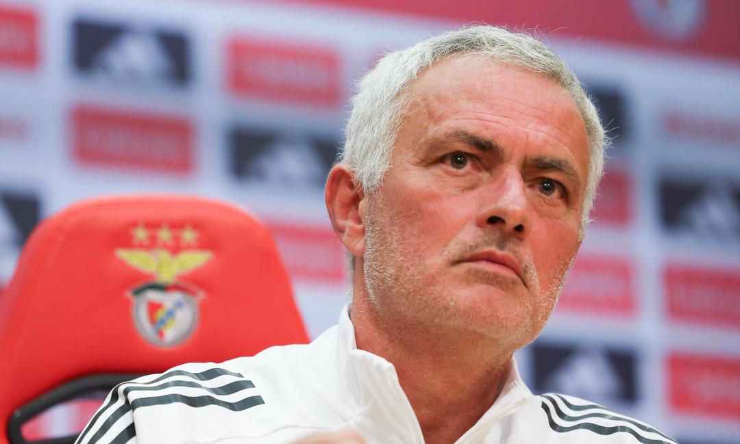 Galatasaray ın eski yıldızı Wesley Sneıjder den flaş Mourinho açıklaması! Basın toplantısına sitem etti... 2