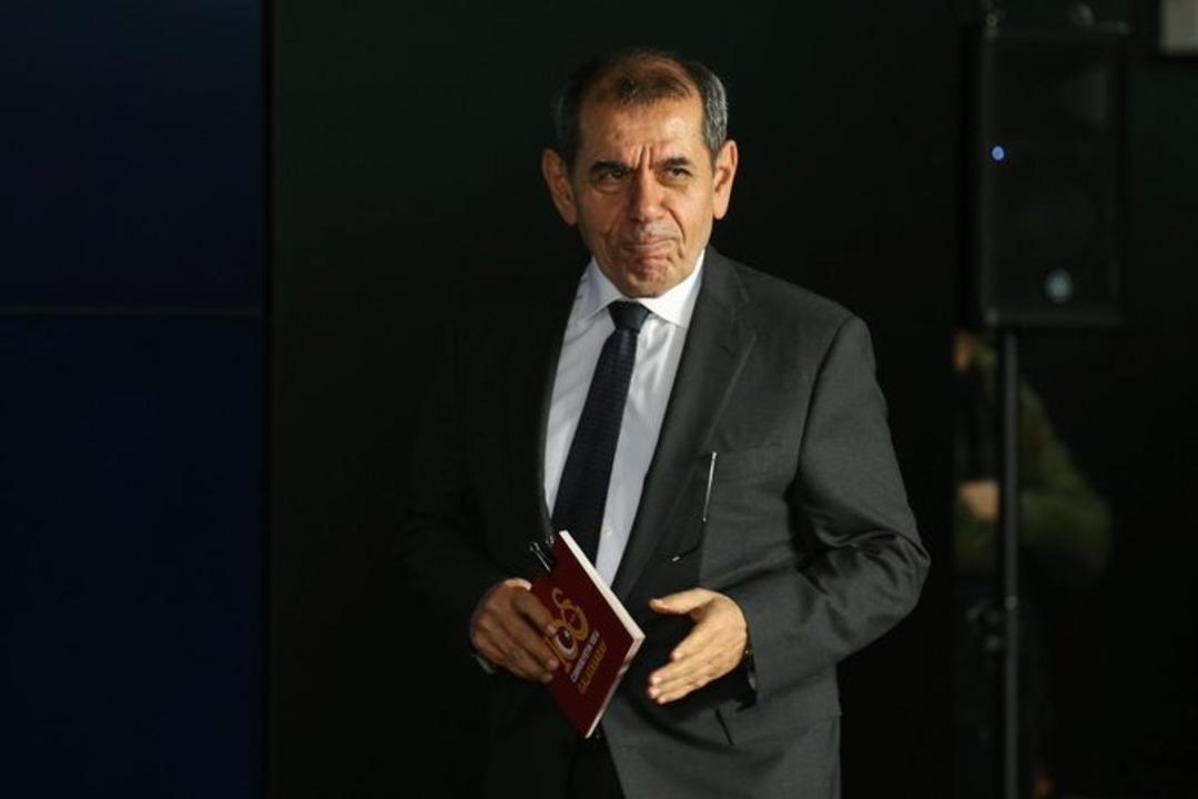 Galatasaray da Başkan Dursun Özbek Sadettin Saran ın başkanlığı için konuştu!   Böyle bir beklenti içindeyim   1