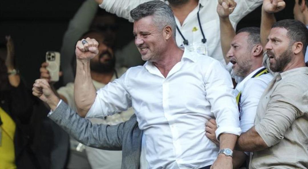 Galatasaray da Başkan Dursun Özbek Sadettin Saran ın başkanlığı için konuştu!   Böyle bir beklenti içindeyim   2