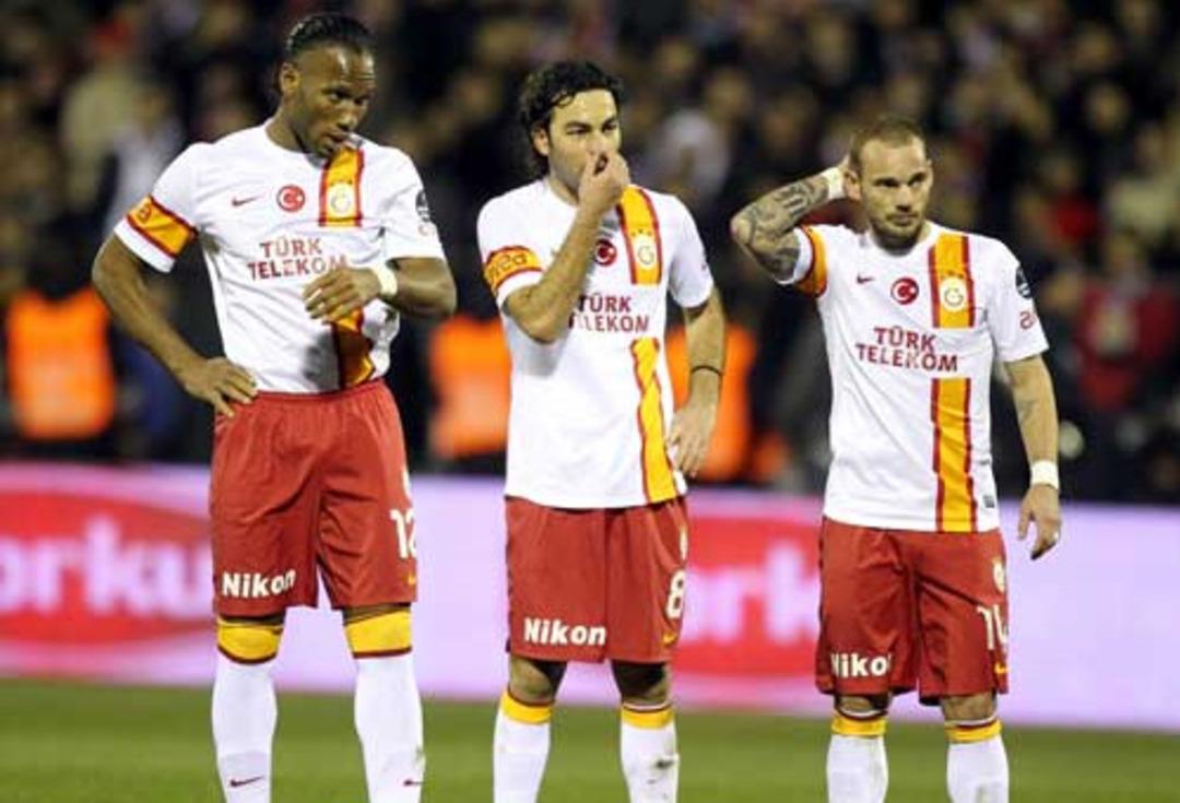 Galatasaray'da frikik polemiği!