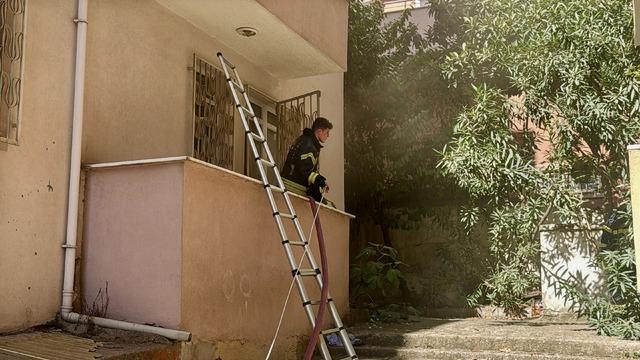 Kocaeli de apartmanda çıkan yangında 1 kişi dumandan etkilendi 1