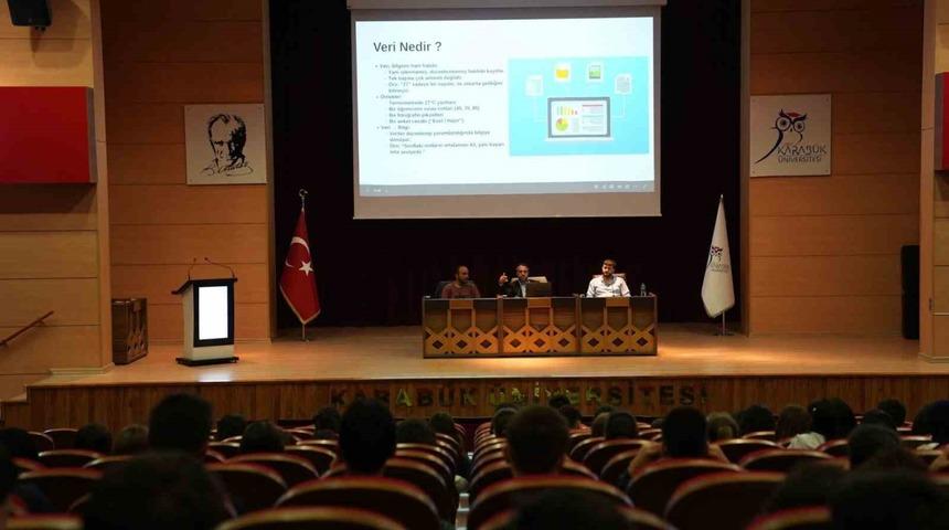 Karabük Üniversitesinde "Yapay Zekâ" söyleşisi Lise öğrencileriyle buluştu