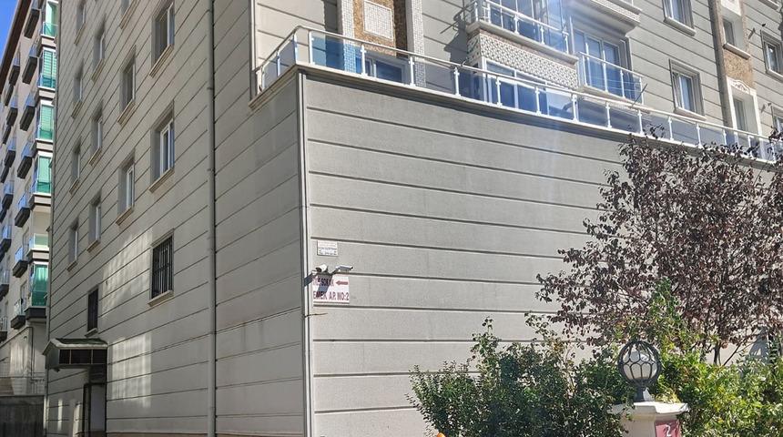 Boşanma aşamasındaki eşinin sevgilisi bıçaklayarak öldüren zanlı gözaltına alındı