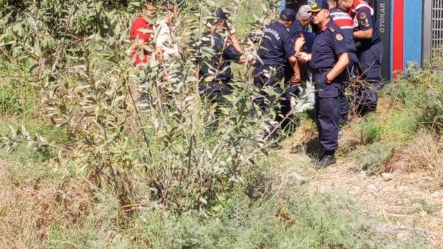 Mersin'de cezaevi ring aracı devrildi: 5'i mahkum 12 yaralı