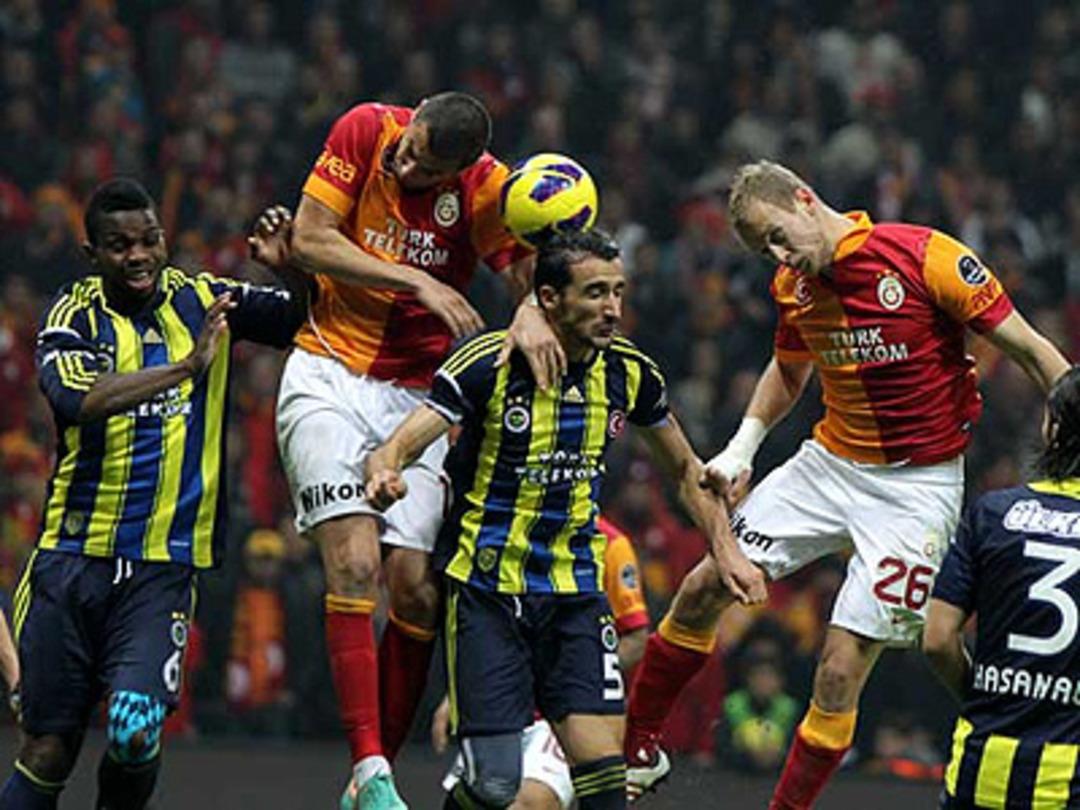 Spor yazarları derbiyi yorumladı