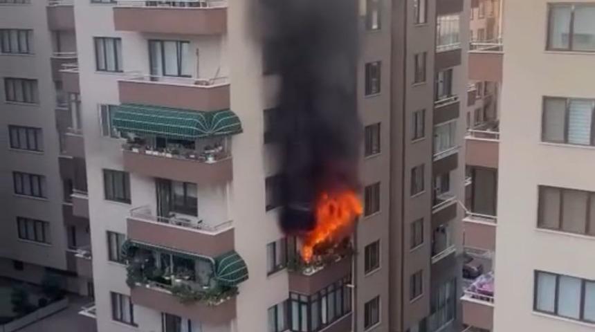 Ocakta unutulan yemek, yangına yol açtı