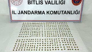 Yer: Bitlis! Hepsi durdurulan araçtan çıktı