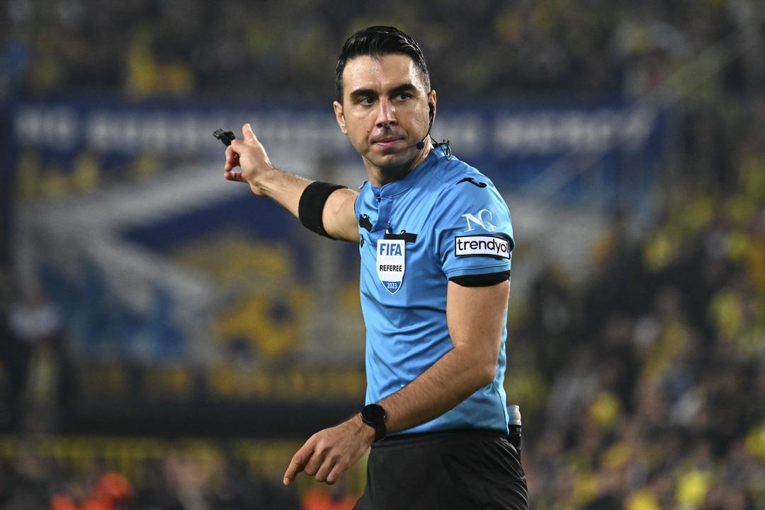 Hakem Arda Kardeşler TFF Başkanı İbrahim Hacıosmanoğlu na ilk kez cevap verdi! Türkiye nin konuştuğu hakem olayı açıkladı... 1