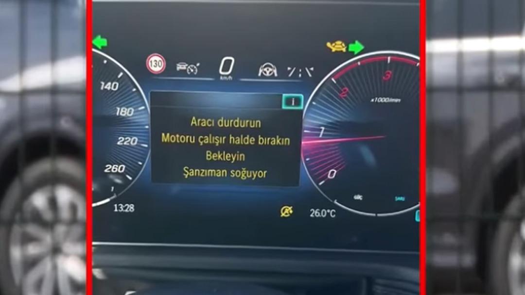 Şanssız adam hayatının şokunu yaşadı! 20 milyon liraya aldığı lüks araç 50 kilometre sonra yolda kaldı 2
