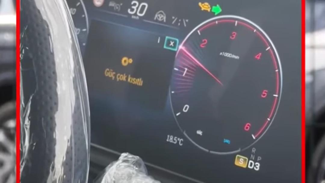 Şanssız adam hayatının şokunu yaşadı! 20 milyon liraya aldığı lüks araç 50 kilometre sonra yolda kaldı 3