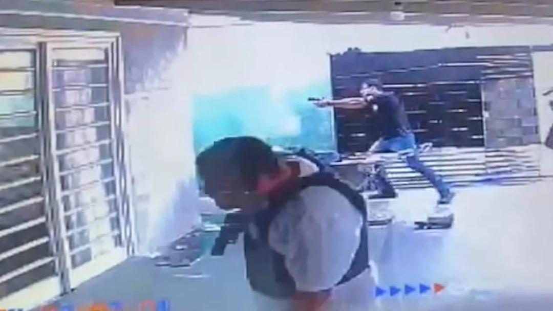 Ülkeyi sarsan üvey baba! Kızını 22 yıl boyunca esir tuttu! 16 yaşında hamile kalmış... 1