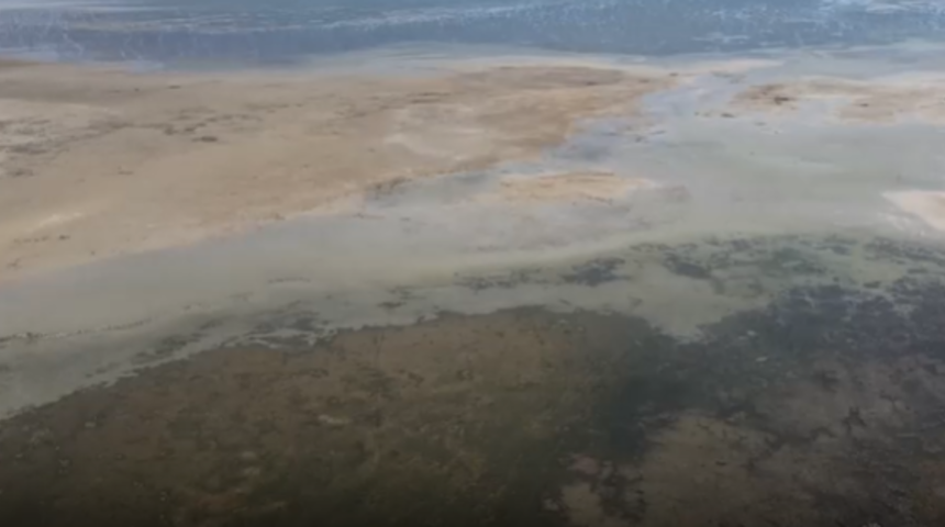 Türkiye'nin en büyük 4. gölü kuraklık nedeniyle ikiye bölündü