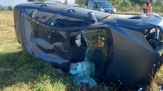 Bolu'da kontrolden çıkan araç takla attı