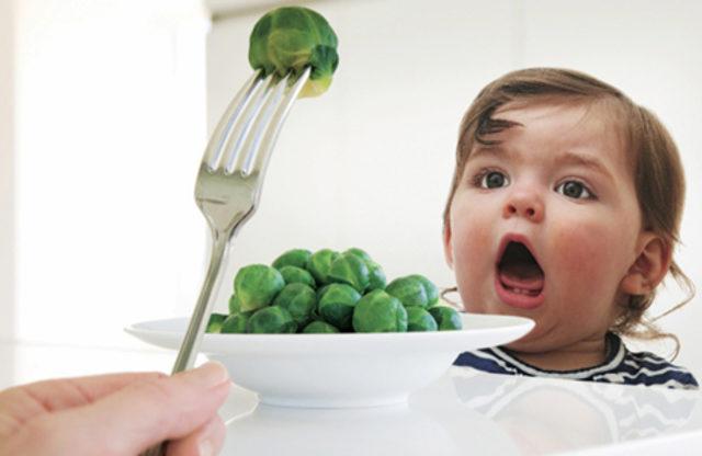 toddler-baby-eating
