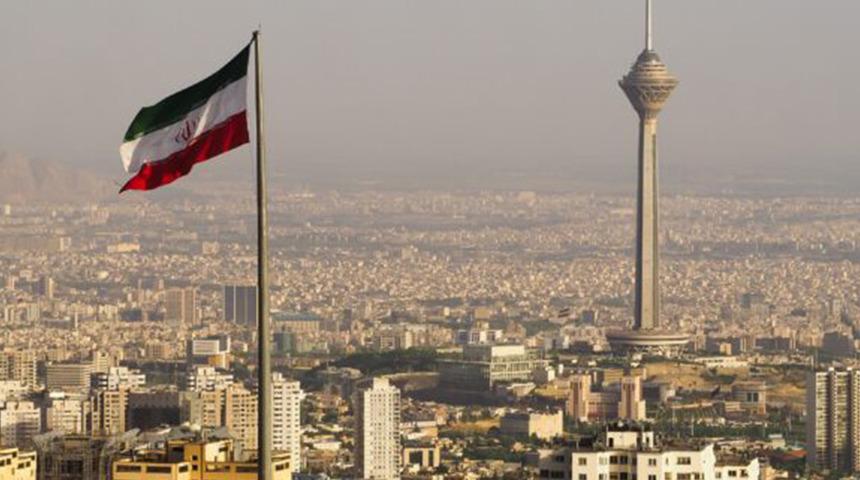 İran: Hasar gören nükleer tesisler yeniden inşa edilecek