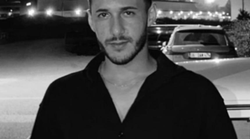 Otomobille çarpışan motosikletin sürücüsü öldü