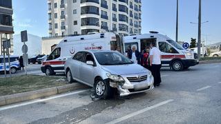 Samsun'da iki otomobilin çarpıştığı kazada 2 kişi yaralandı