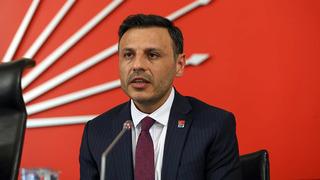 YSK kongrenin devam etmesine karar vermişti! CHP'de Özgür Çelik yeniden İstanbul İl Başkanı seçildi