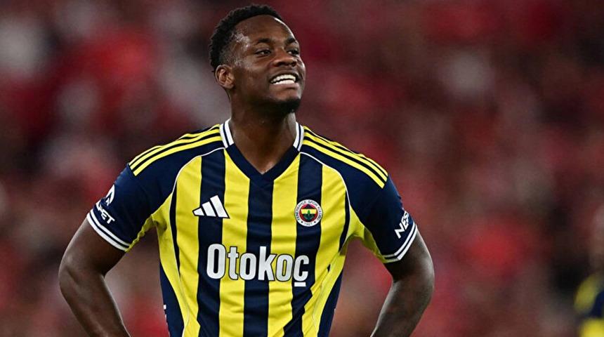 "Fenerbahçe'nin yeni transferi takımda oynamak istemiyor" peş peşe olay iddialar...