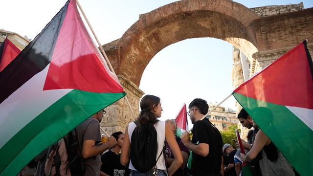 PAOK taraftarları, Maccabi Tel Aviv maçı öncesinde İsrail’i protesto etti