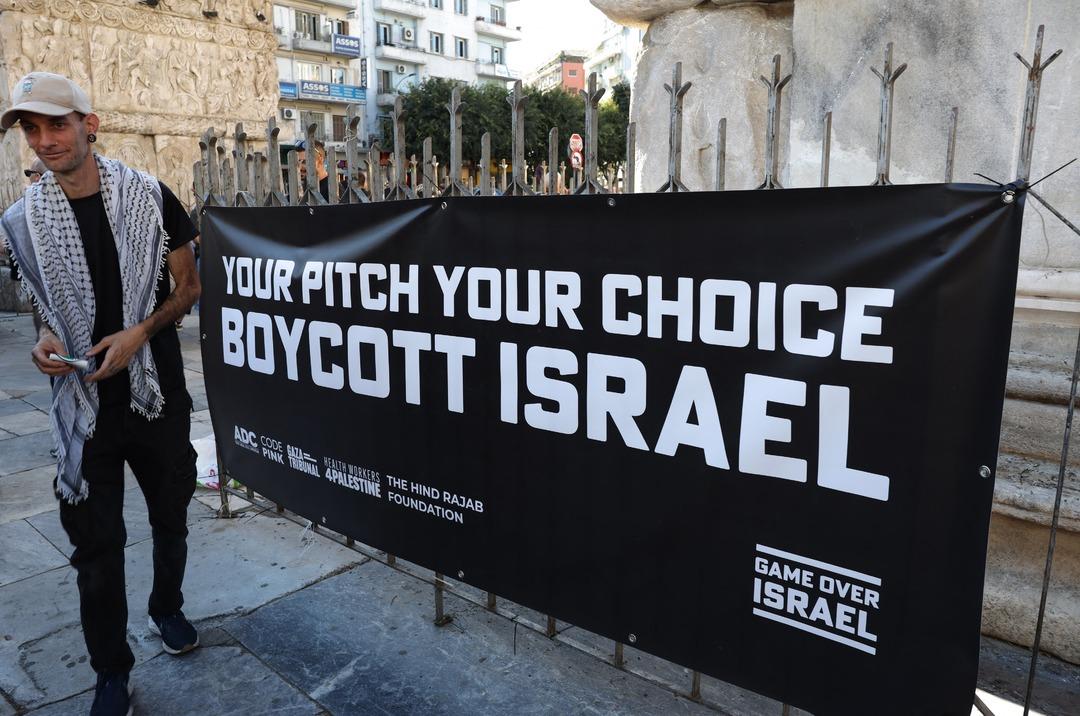 PAOK taraftarları, Maccabi Tel Aviv maçı öncesinde İsrail’i protesto etti 2