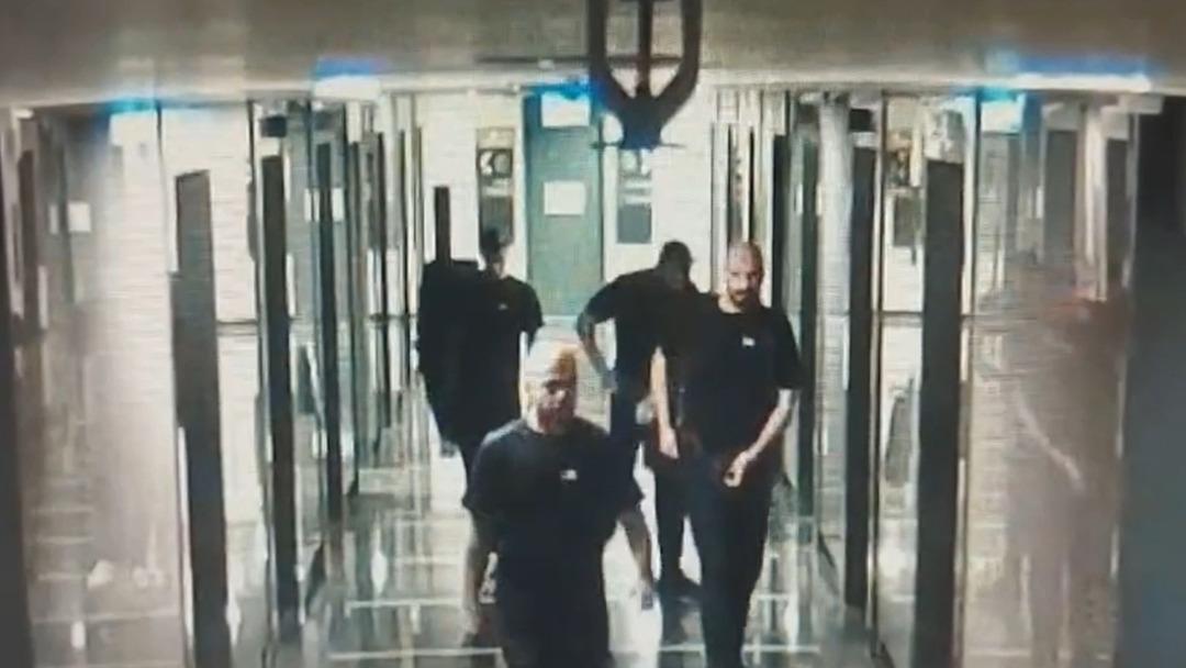 Gitar kılıfında kalaşnikofla İstanbul da yakalandı! Interpol peşindeydi… O anlar kamerada 2