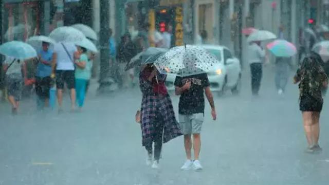 Meteoroloji’den sağanak yağış uyarısı: İstanbul ve 10 il için uyarı geldi! Bu saatlere dikkat!
