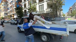 Avcılar'da kaldırıma motosiklet park eden sürücülere bin 406 lira ceza