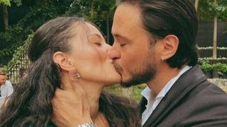 8 yıllık evliliği tek celsede bitmişti! Pelin Akil boşanmanın ardından ilk kez konuştu! 'Zorlanıyorum'