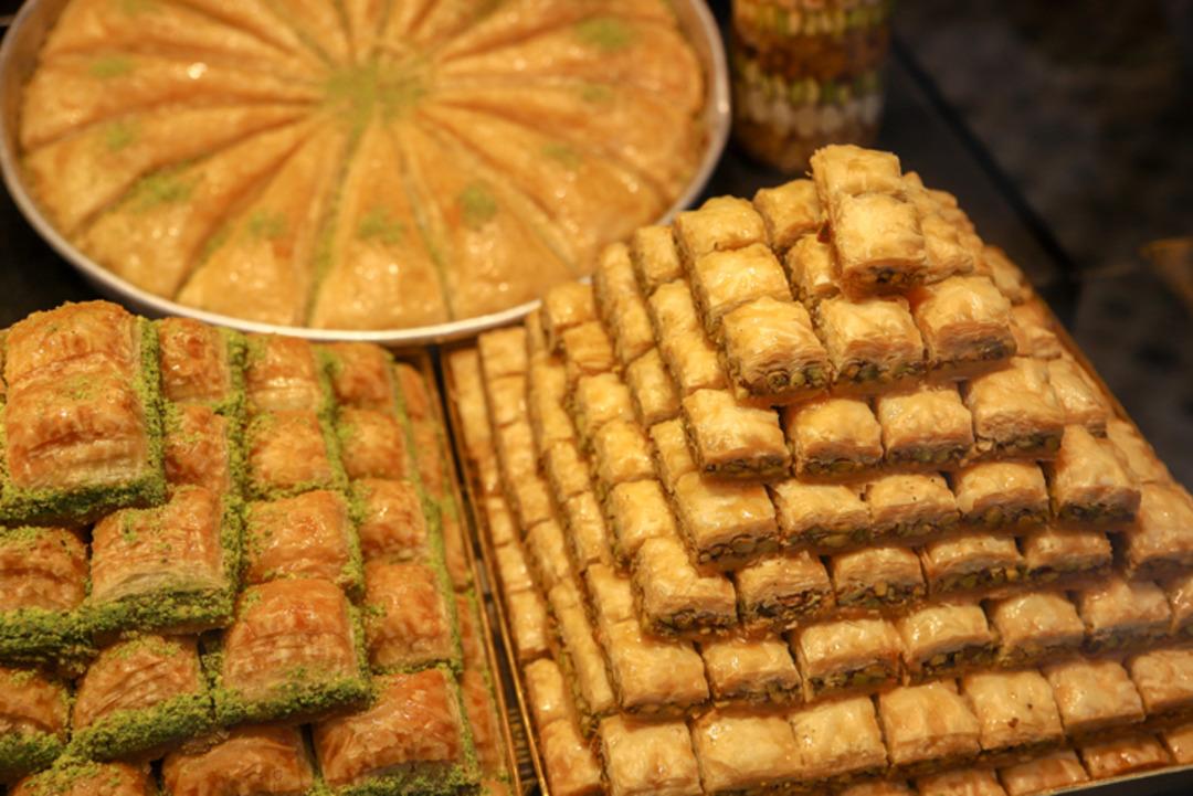 Ünlü baklavacıdan boya, o markanın çikolatasında ilaç! Peynir firması 14 ürünü ile listede 2