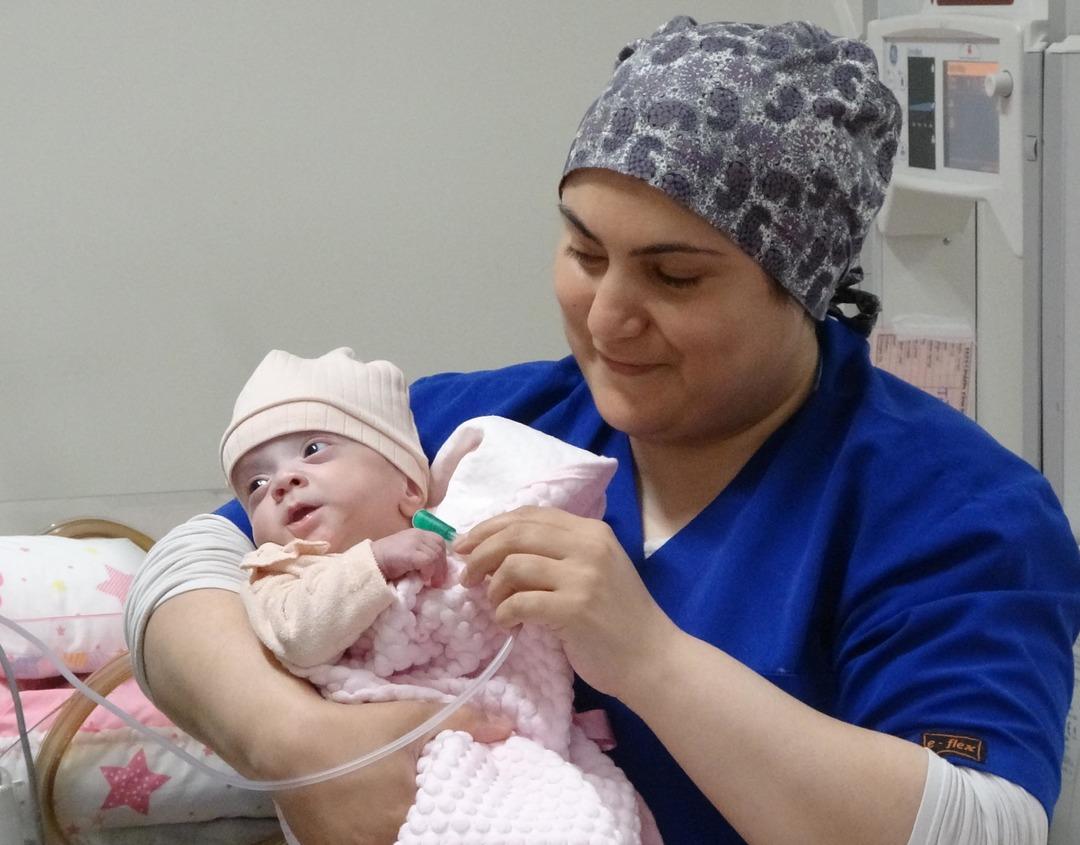 780 gram doğdu: Elfin Maral bebek 180 günlük yaşam mücadelesini kazandı 4