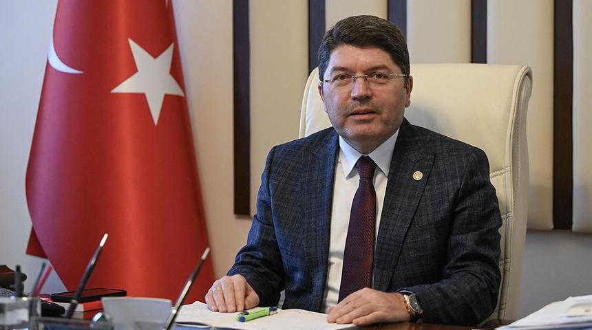 Bakan Tunç'tan yeni anayasa çıkışı! "Bu ülkenin darbe anayasası ile yönetilmemesi lazım"