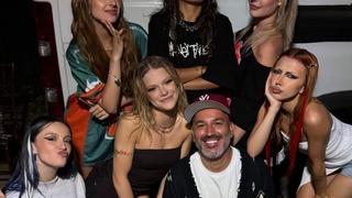 Manifest'in kurucusu Tolga Akış sosyal medya fenomeniyle evlendi! İşte nikahtan ilk kare...