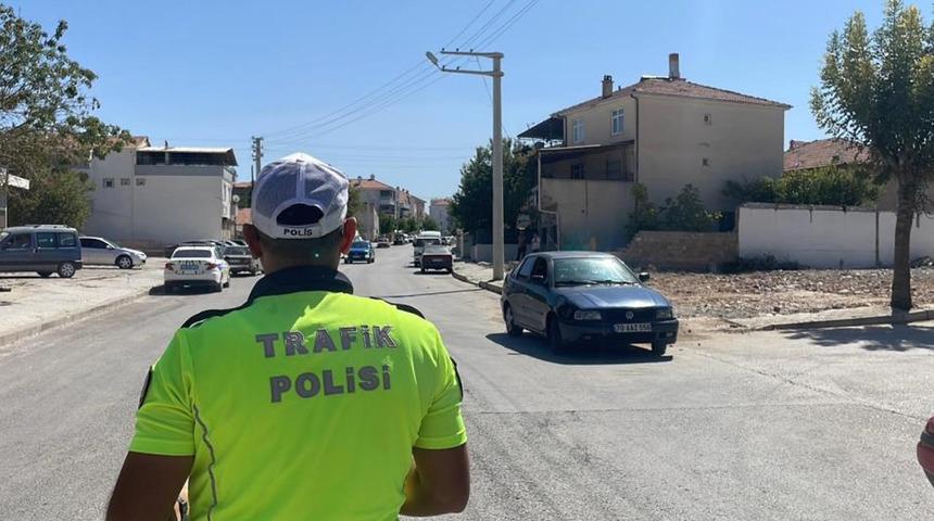 Otomobilin çarptığı 3 yaşındaki çocuk yaralandı