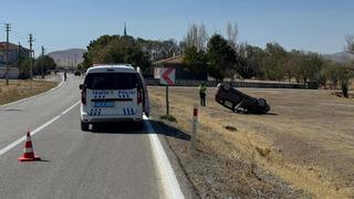 Konya'da otomobil şarampole devrildi: 4 yaralı