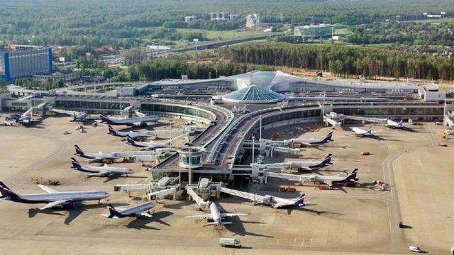 Yer: Rusya! Havaalanında faciadan dönüldü! İki yolcu uçağı çarpıştı