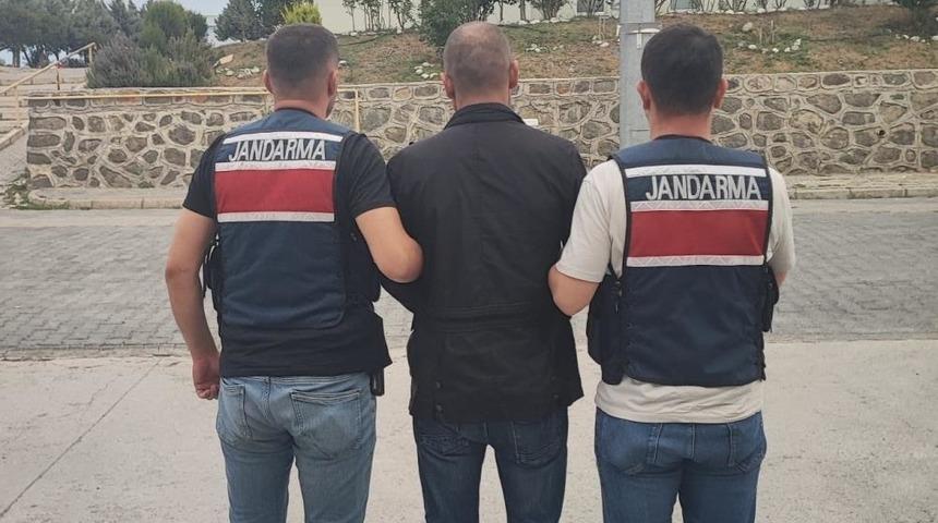 Atakum’da aranan şahıs jandarma tarafından yakalandı