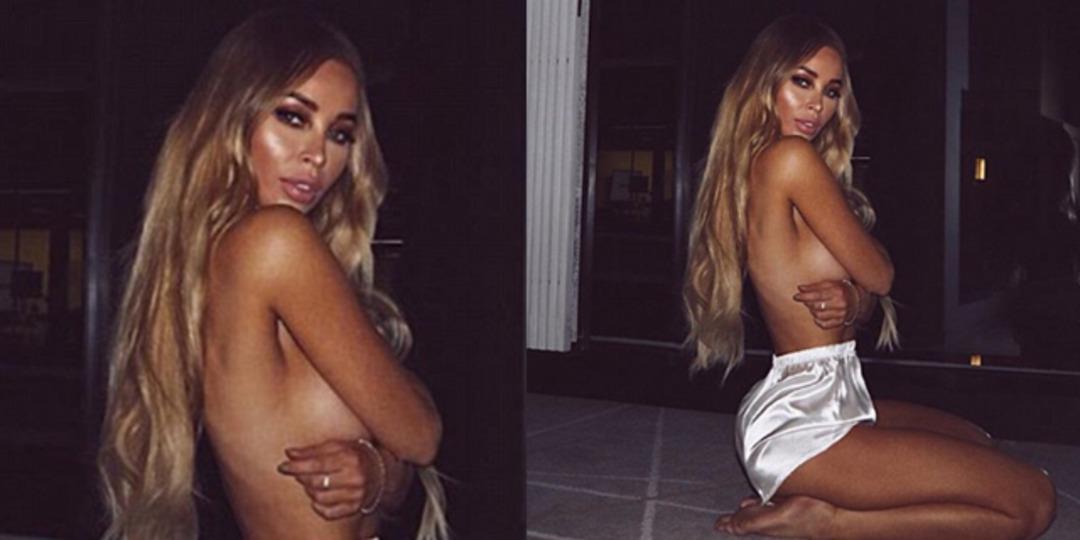 Objektif karşısında yarı &ccedil;ıplak!