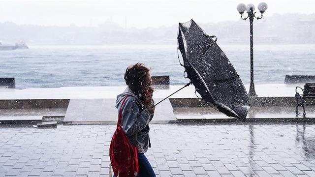 İstanbul’da hava birden soğudu! 11 il için sarı kod verildi: Sağanak geliyor, 2 gün sürecek