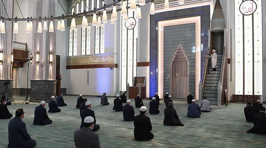 İstanbul'da Cuma namazı vakti yaklaşıyor: 26 Eylül 2025 Cuma namazı saati