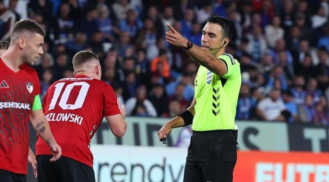 TFF hakem direkt&ouml;rleri S&uuml;per Lig de tartışılan pozisyonları tek tek değerlendirdi!  2