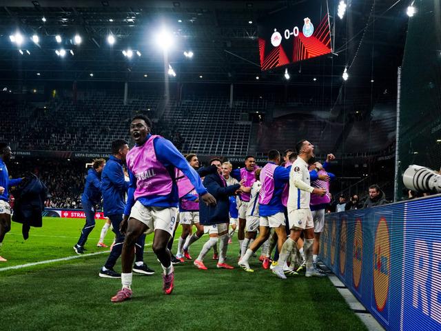 Porto'dan son dakika golü! Avrupa Ligi'ne galibiyetle başladı...