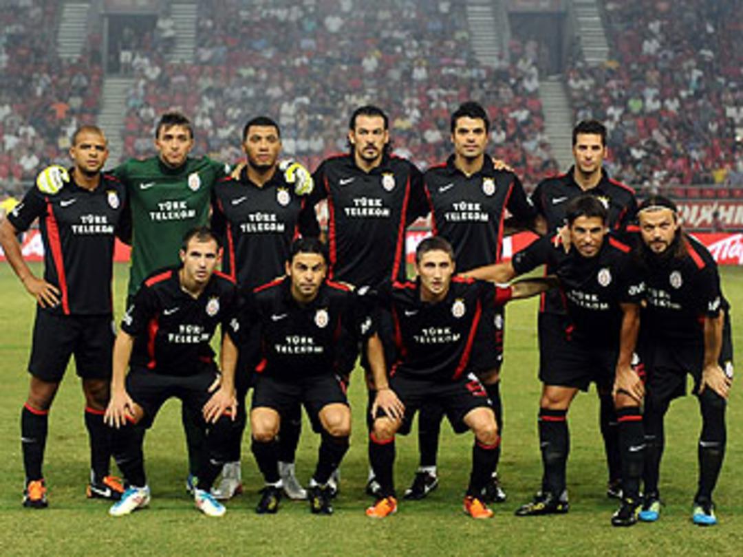 G.Saray'dan yıldızlara servet...