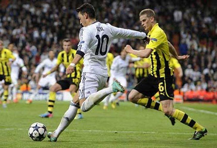 Real Madrid'den Mesut'a rest G4