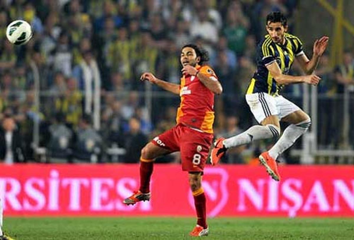 Fenerbah&ccedil;e Galatasaray'ı solladı!