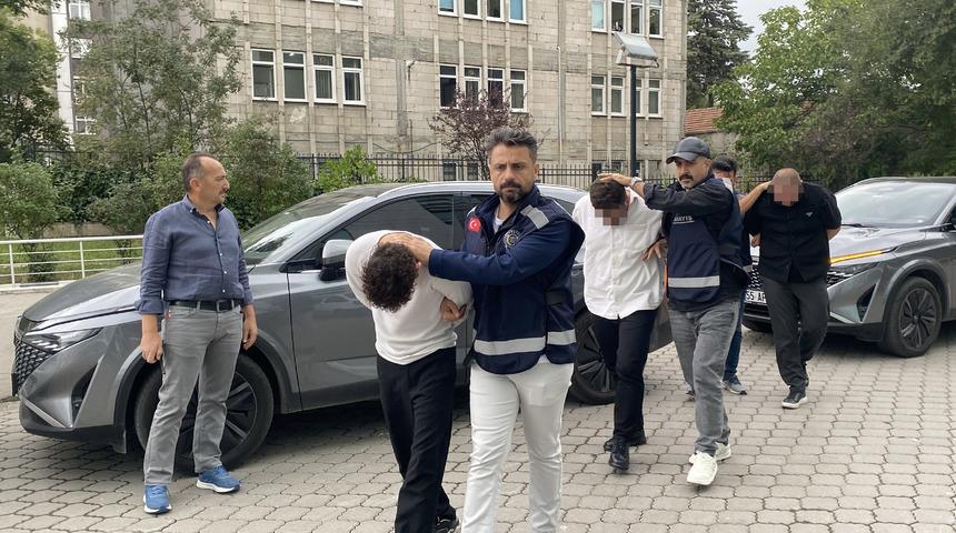 Eve ateş açıp kaçan 5 şüpheliye gözaltı